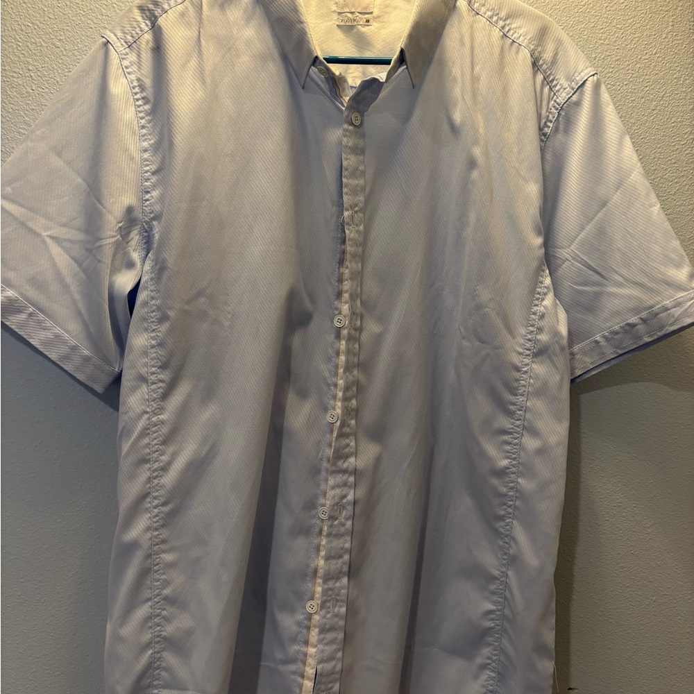 Men's Light Blue Short Sleeve Shirt